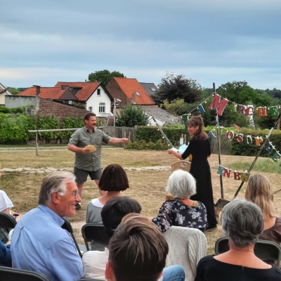 Valérie Bienfaisant comédienne, conteuse, slameuse, narrtatrice